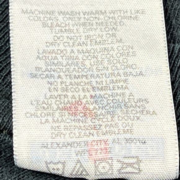 Free Hugs Available Here Tee Shirt Crew Neck Short Sleeve Size Large Black White - Picture 5 of 11